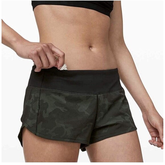 Lululemon Speed Up Shorts 4-Way Stretch  Sz 8 Camo Green Black 2.5" Inseam - Picture 3 of 11